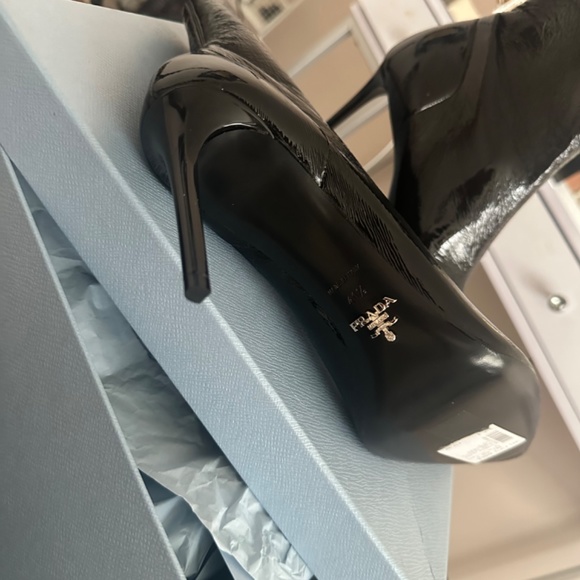 Prada boots - Picture 7 of 7